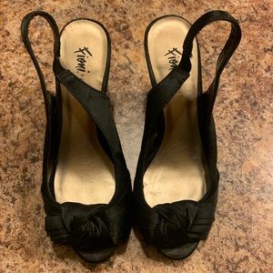 Gently Used Fioni Black Heels.